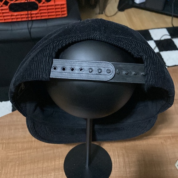 Obey corduroy hat - Picture 2 of 2